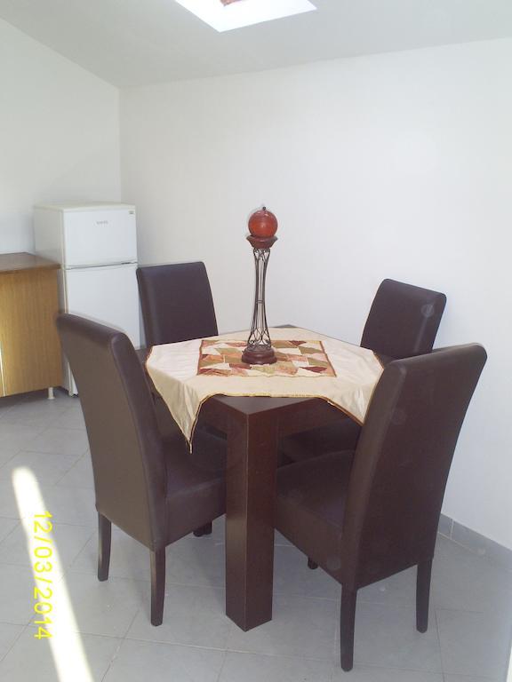 Apartmani Dado Ulcinj Kamer foto