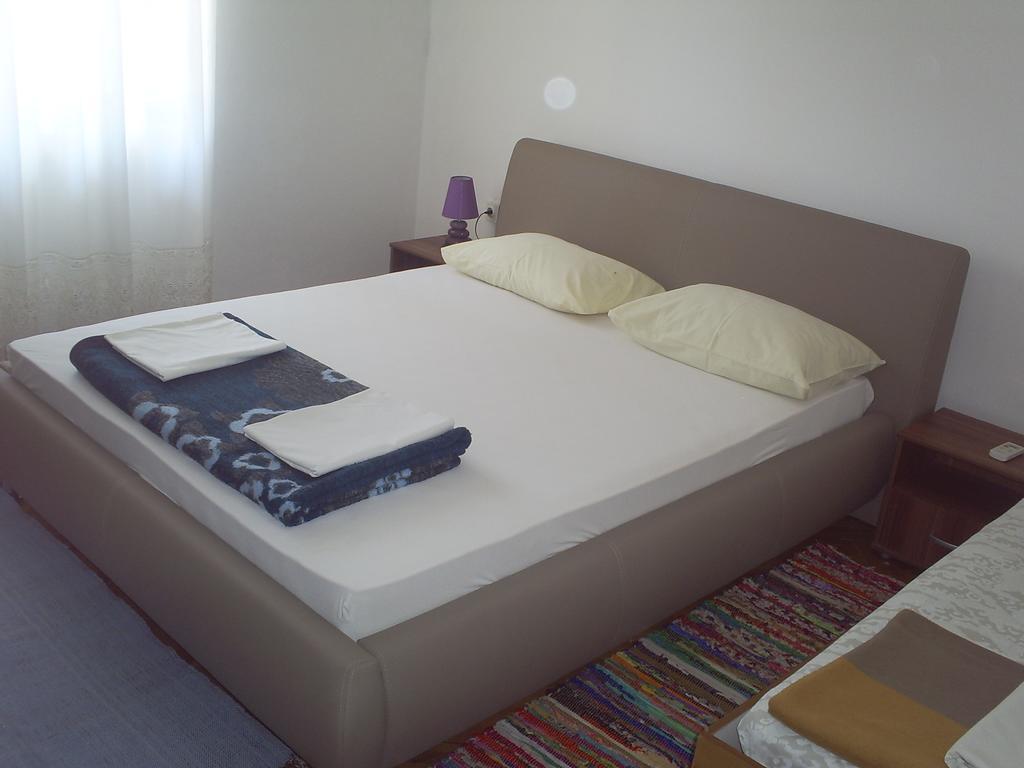 Apartmani Dado Ulcinj Buitenkant foto