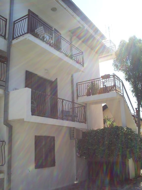 Apartmani Dado Ulcinj Buitenkant foto