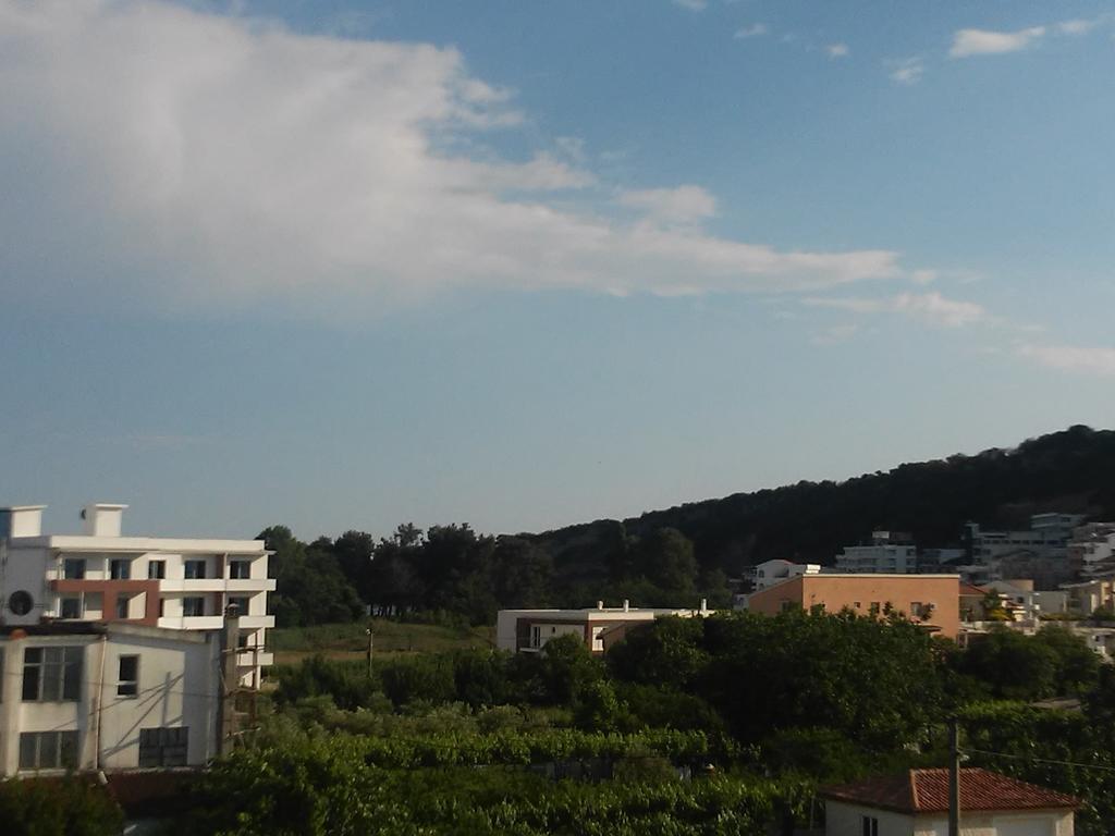 Apartmani Dado Ulcinj Buitenkant foto