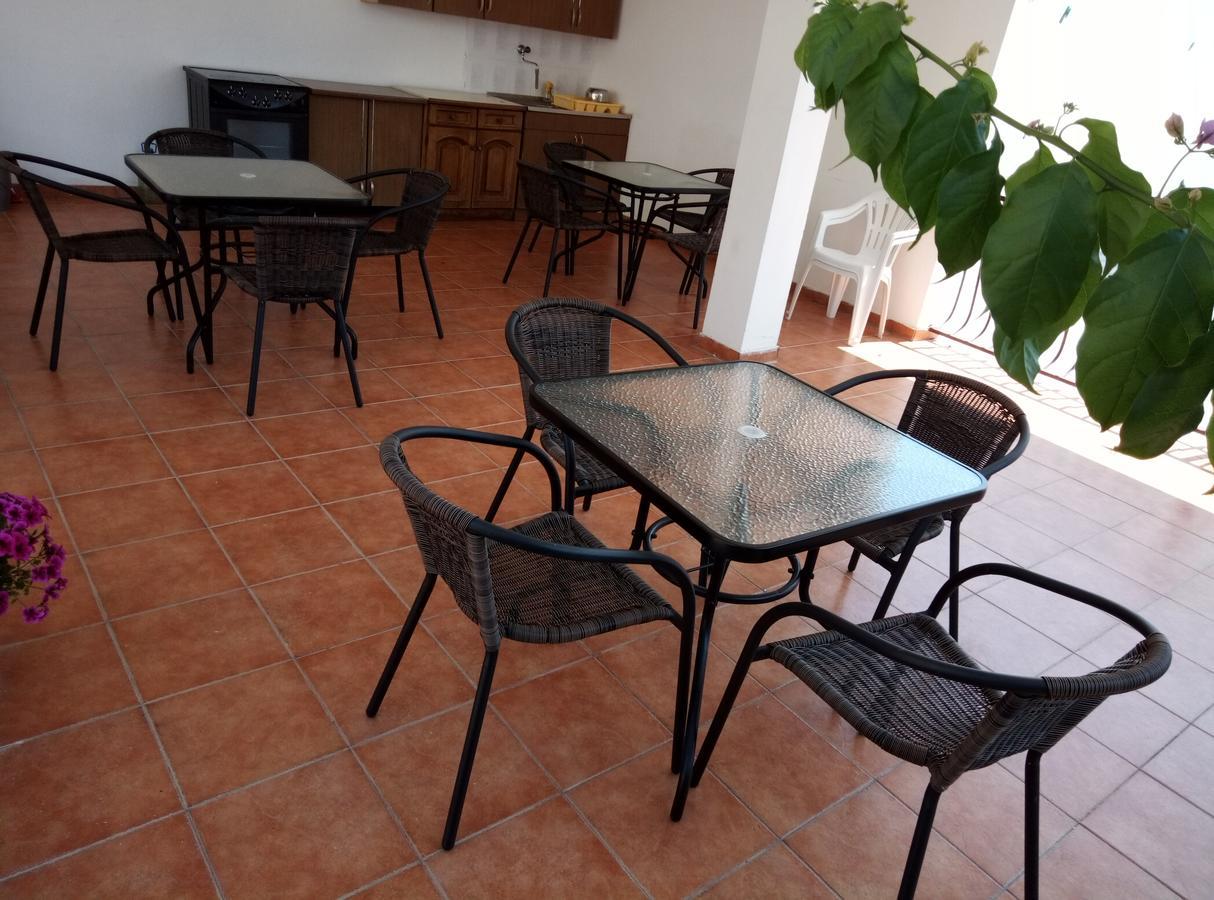 Apartmani Dado Ulcinj Buitenkant foto